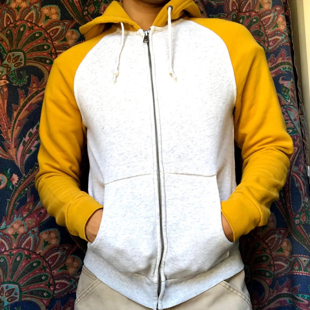 Mustard yellow Old navy sweater
